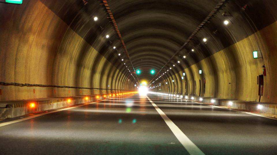 2019年8月泰国某公路隧道照明节能改善项目
